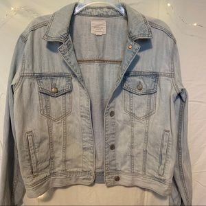 light wash american eagle jean jacket